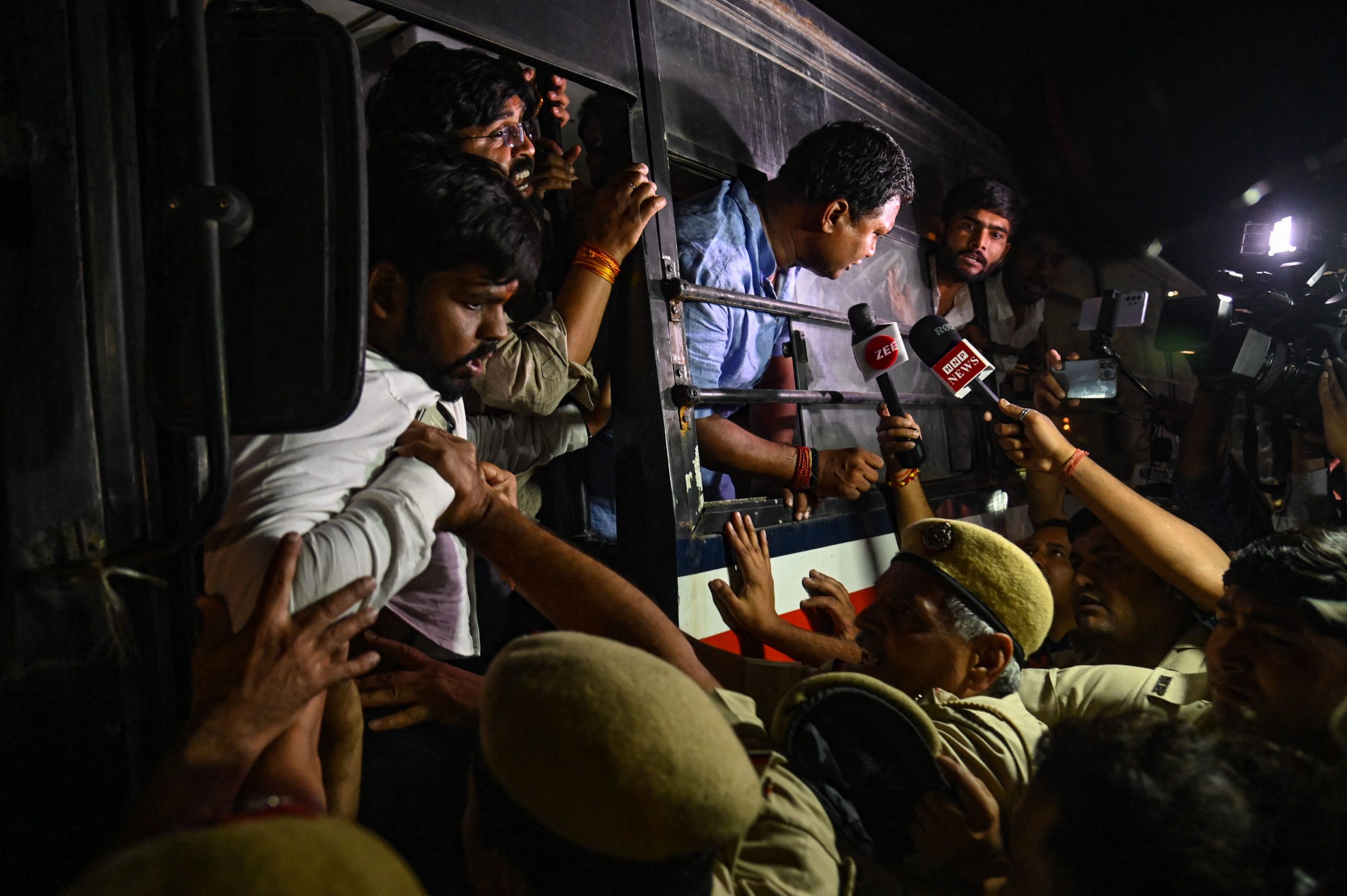230328_npa6v disqualification rahul ghandi Kabir Jhangiani NurPhoto AFP-min