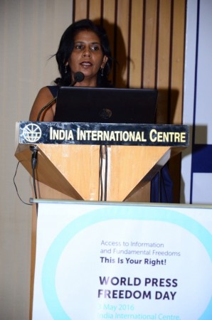 As Regional Gender Coordinator of the International Federation of Journalists, Dilrukshi presents an overview of the UNESCO-IFJ Annual Press Freedom Report on World Press Freedom Day in May, 2016. Photo credit: UNESCO