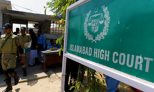 Pakistan: High Court to indict media owner and journalists for corruption case report